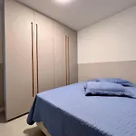Apto Reformado E Decorado No Centro